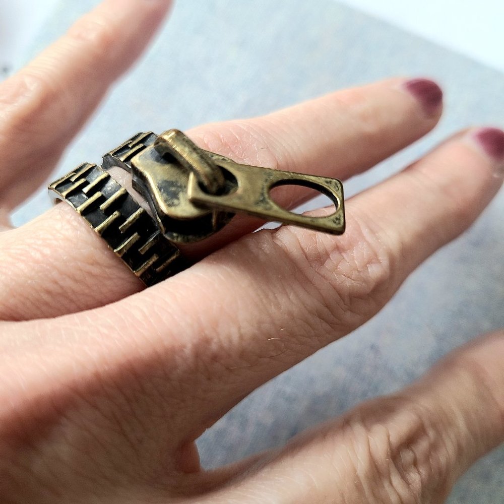One of kind zipper shape metal ring. Unisex.